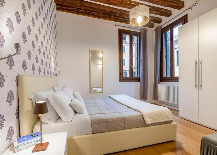 Le Beccarie - Rialto By Wonderful Italy Lägenhet *